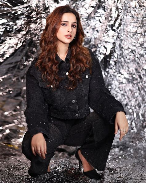 sadia khateeb sex|Sadia (@sadiakhateeb) / Twitter.